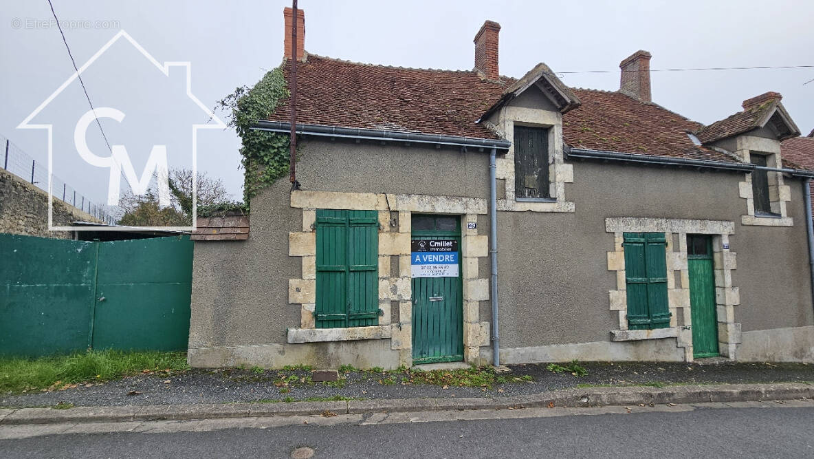 Maison à SAINT-GAULTIER