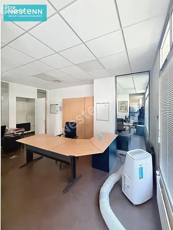 Murs local d'activité de 179m²+71m² - photo 6