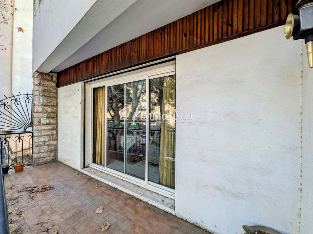 Maison t5 en r+1 avec grand garage - terrasse et exterieur - photo 3