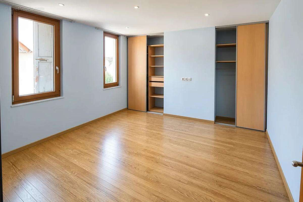 Maison de 4 pièces de 105,45 m² à Remollon - photo 7