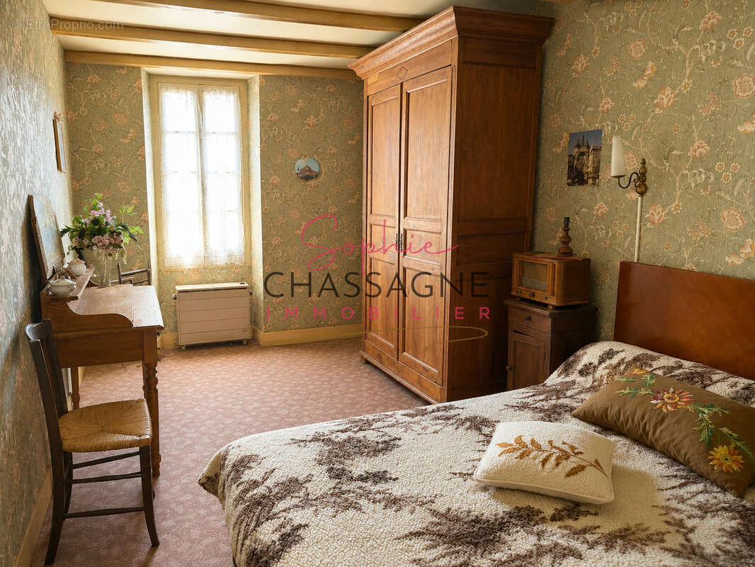 A 10 min de Branne, ensemble immobilier comprenant 3 maisons mitoyennes et une grange indépendante - photo 4
