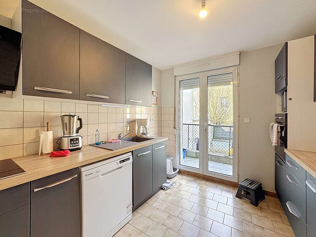 Appartement à CHARLEVILLE-MEZIERES