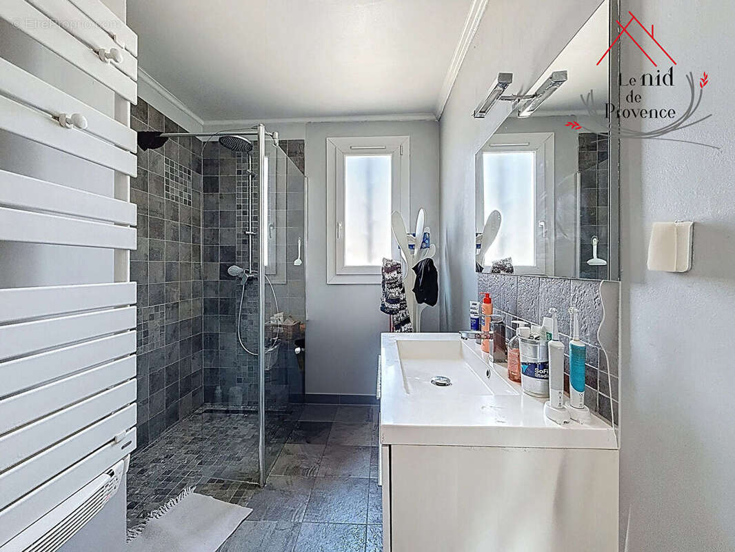 Maison à BEDARRIDES