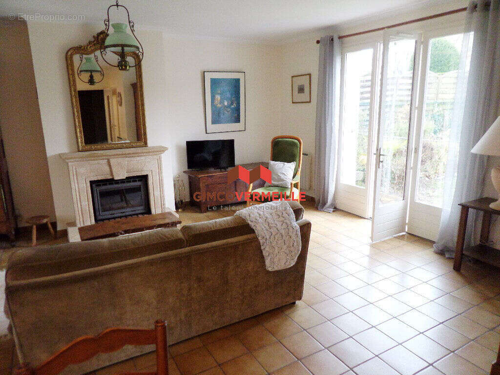 Maison à LA CELLE-SAINT-CLOUD