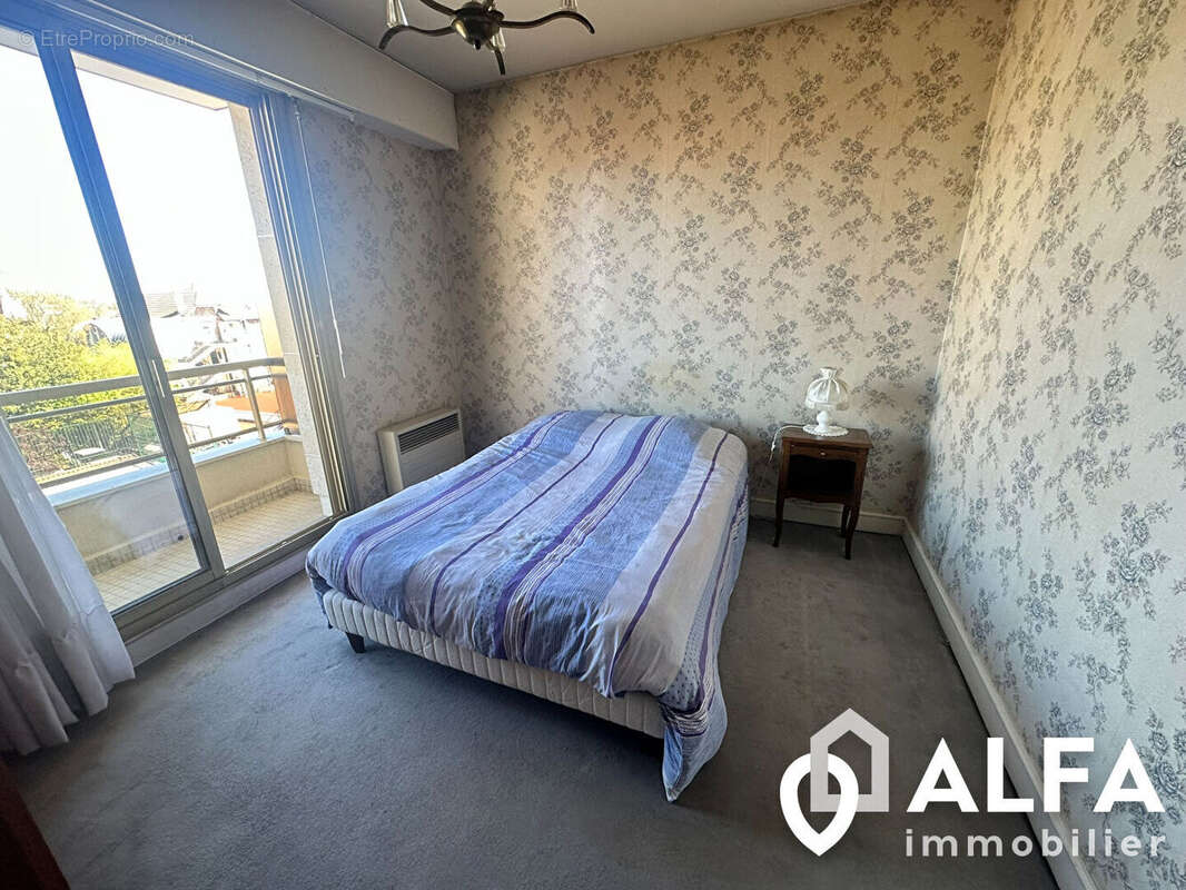 Appartement à ENGHIEN-LES-BAINS