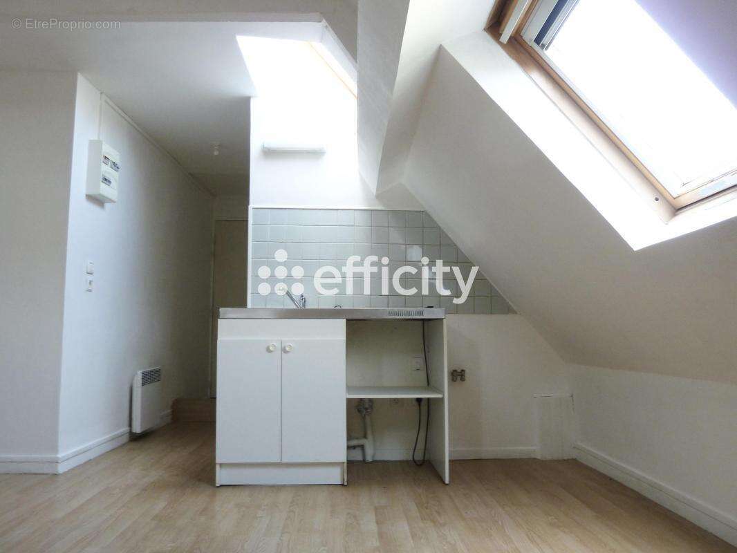 Appartement à SAINT-ARNOULT-EN-YVELINES