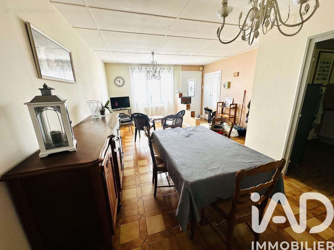 Photo 2 - Maison à SAINT-ANDRE-DE-CUBZAC