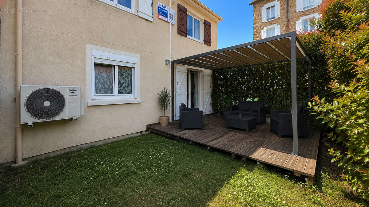 Maison à VILLABE