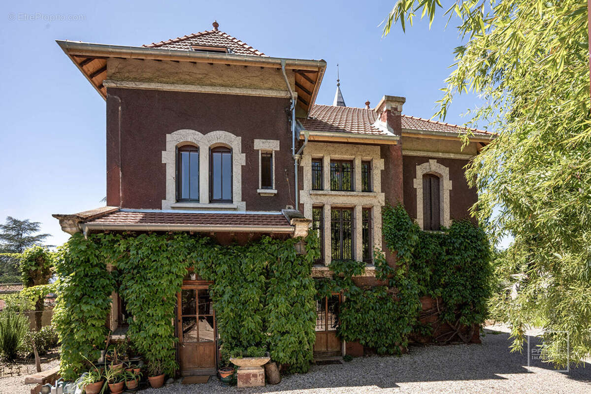 Maison à CALUIRE-ET-CUIRE