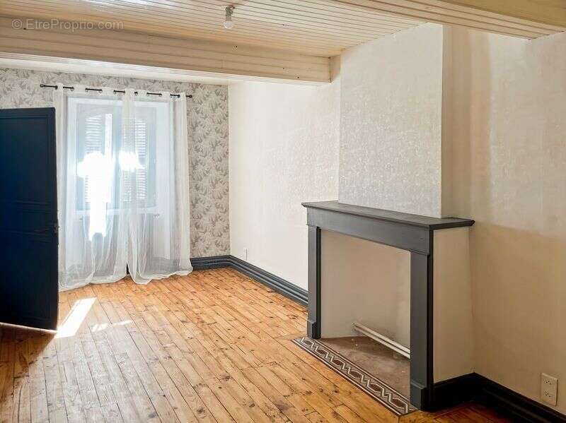 Maison à TOURNECOUPE