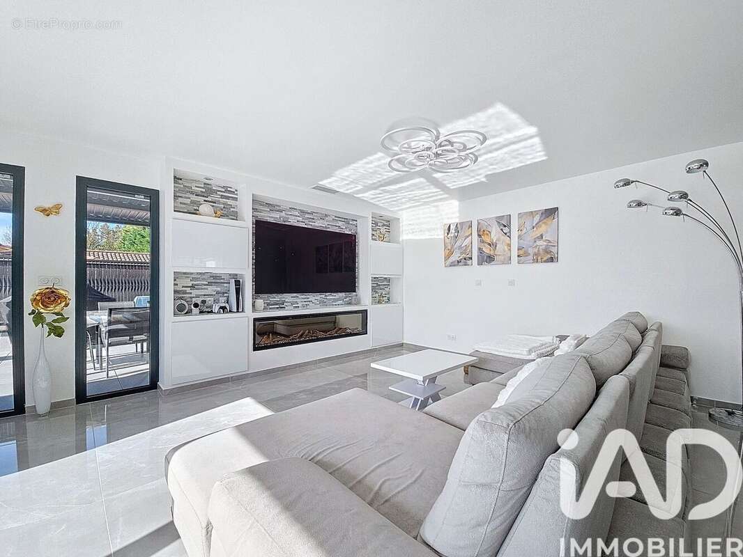 Photo 6 - Maison à ARTIGUES-PRES-BORDEAUX