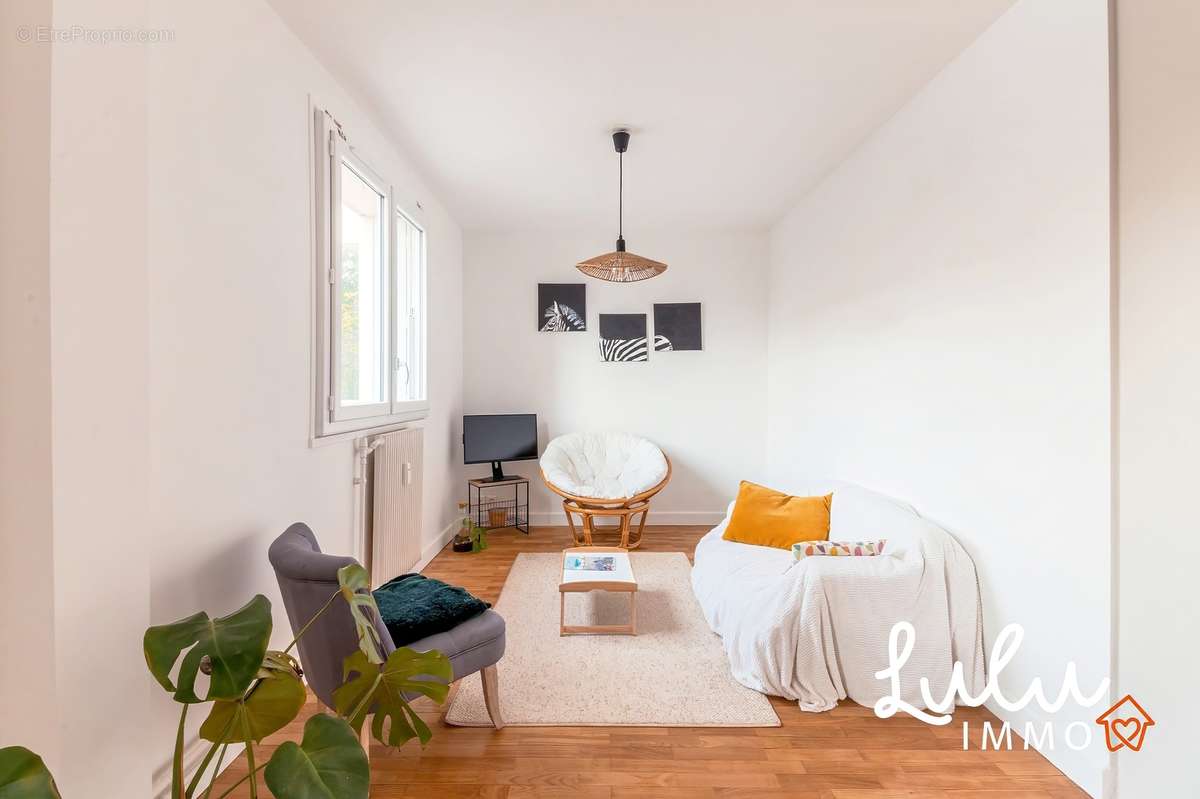 TASSIN - T4 65m2 avec balcon et deux caves  - photo 5