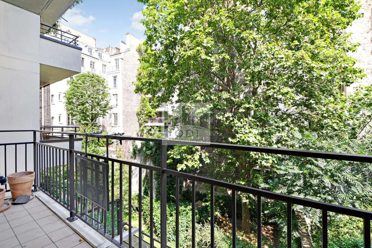 Appartement 5 pièces Village d'Auteuil avec cave et parking - photo 4