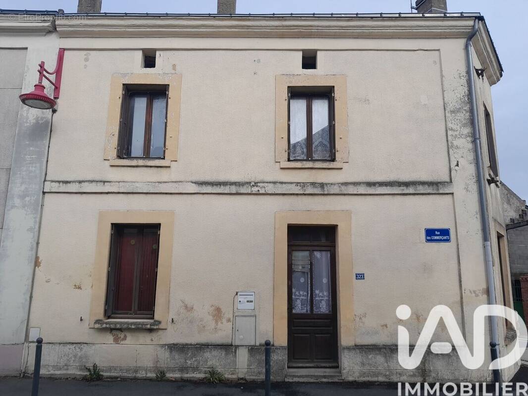 Photo 1 - Maison à DOUE-LA-FONTAINE