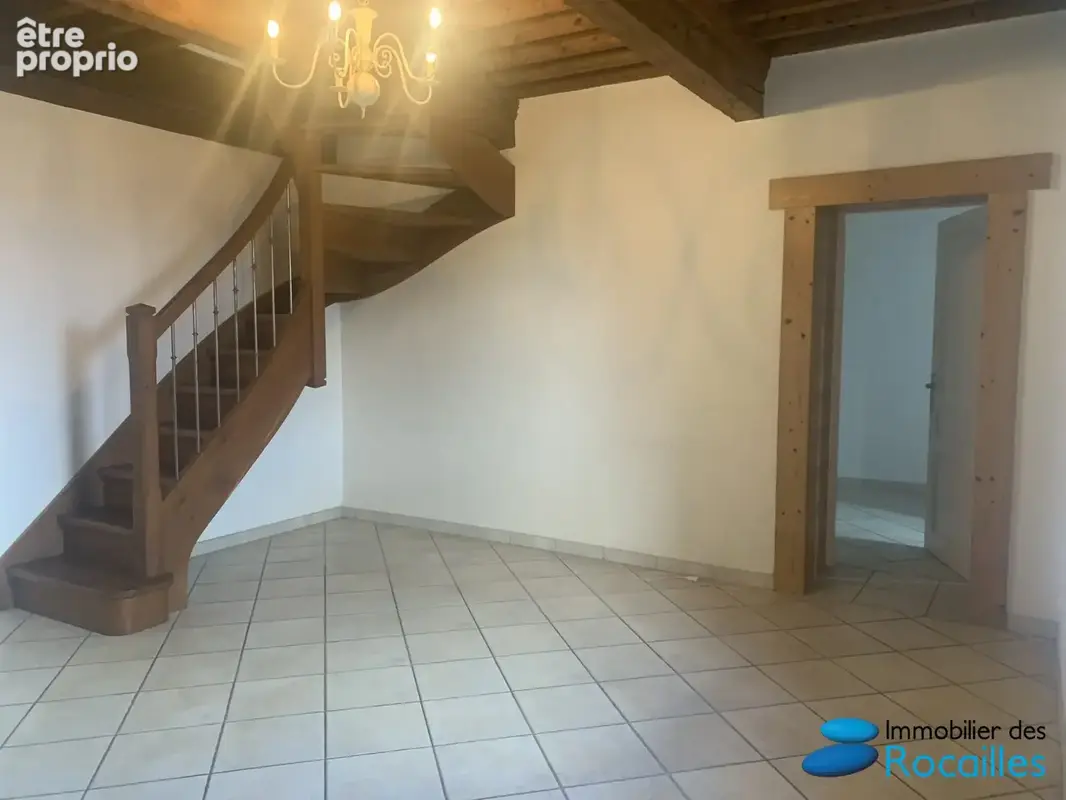 Maison 5 pièces 124 m² à vendre à La Roche-Sur-Foron (74800) - photo 4