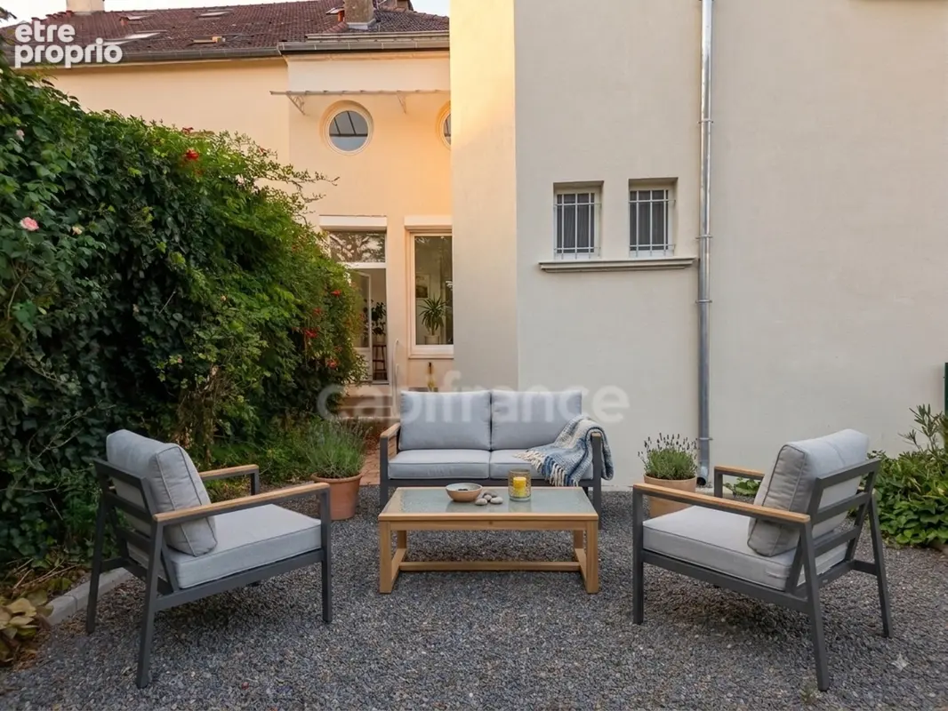 Maison de ville avec terrasse et parking sécurisé - photo 15