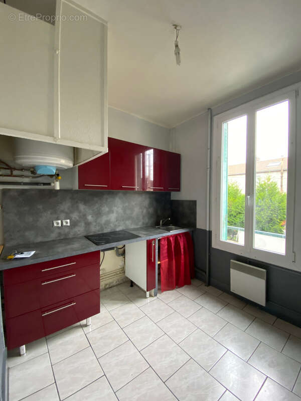 Appartement à SAINTE-SAVINE