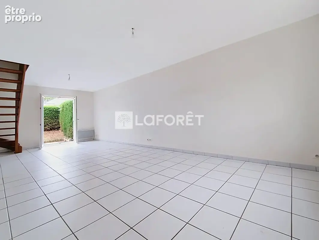 Maison 3 chambres avec jardin, terrasse et garage - photo 3