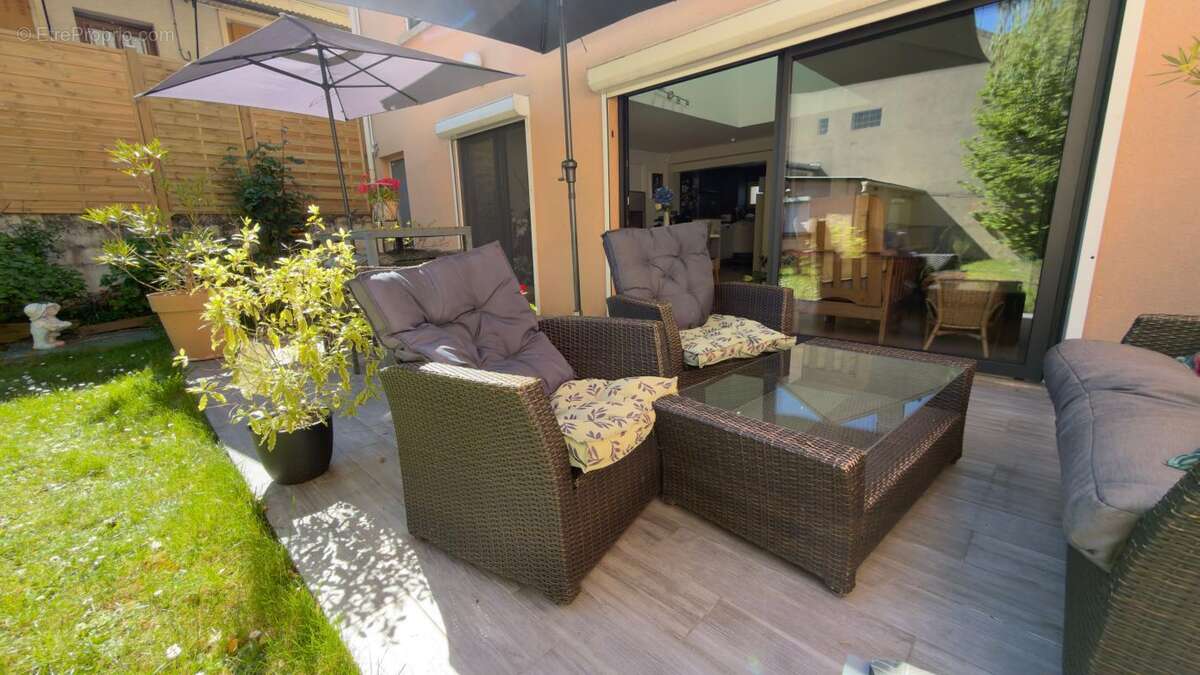 Maison à LE PERREUX-SUR-MARNE