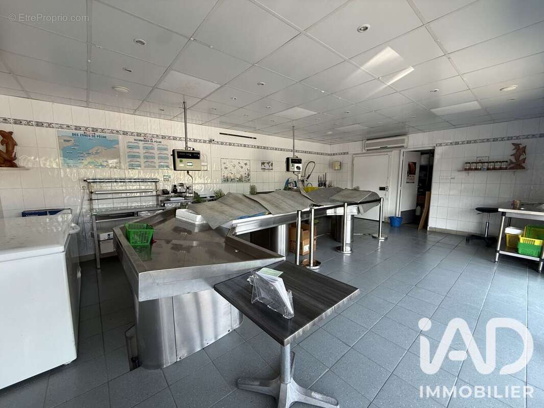Commerce 55 m² à Pechbonnieu  - photo 2