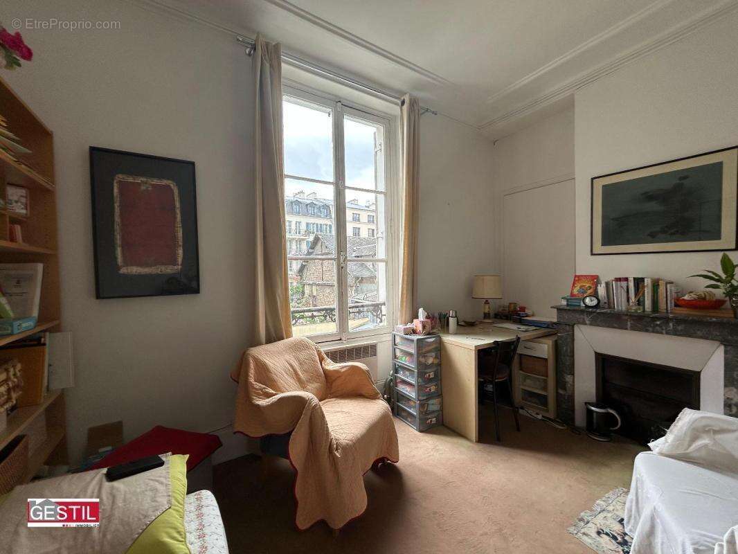 Commerce à PONTOISE