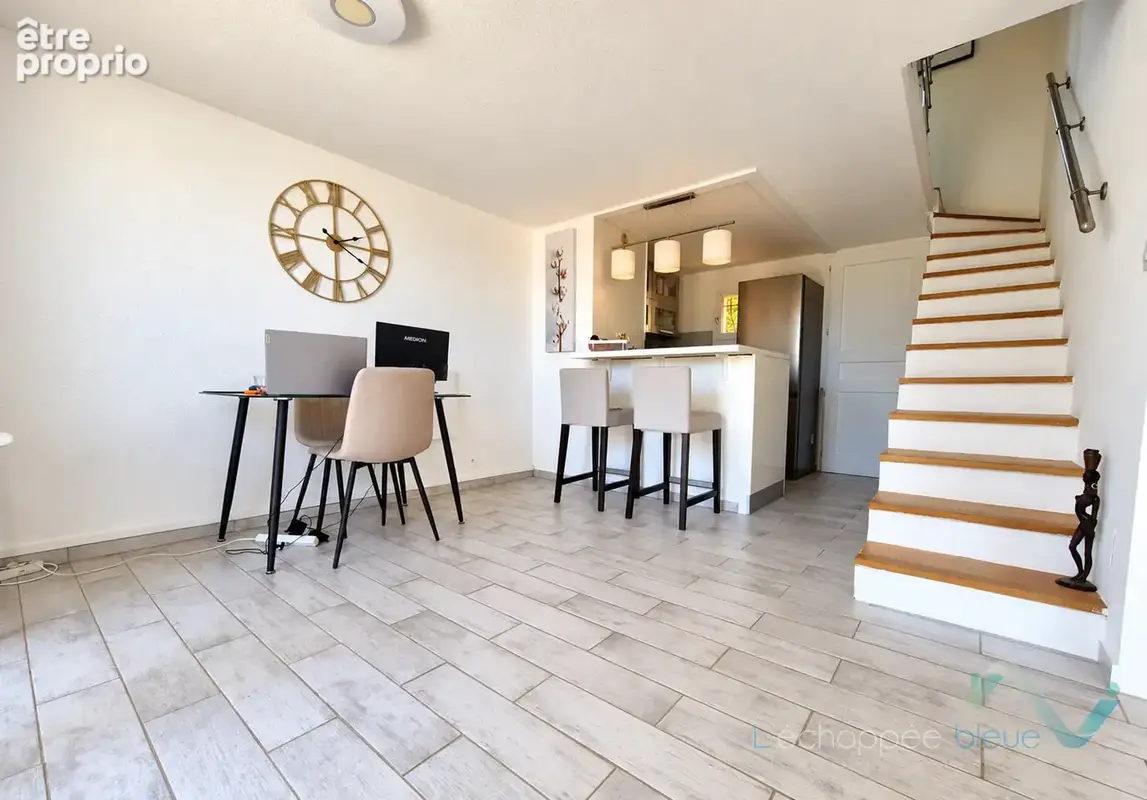 Vente Mazet 2 pièces dans une résidence avec piscine à Cogolin - photo 6