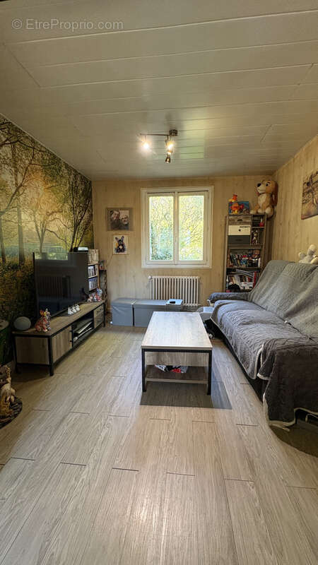 Maison à SAINT-VAAST-LES-MELLO