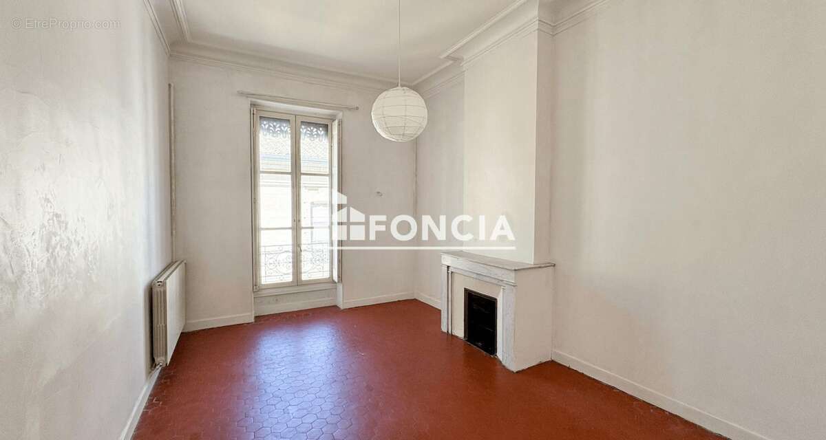 Appartement à NIMES