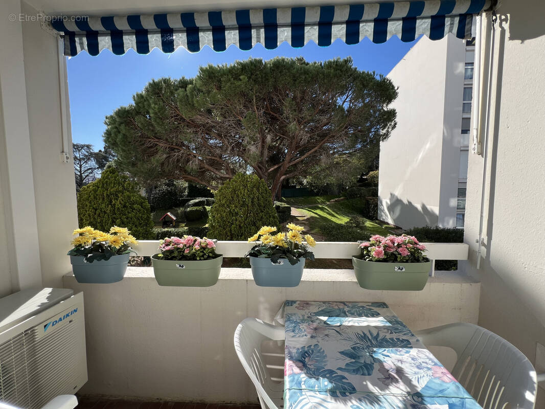 Appartement à LE CANNET