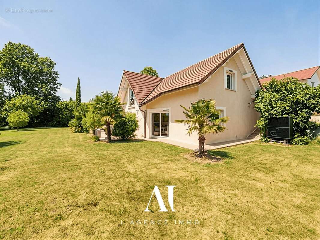 Maison 268 m² à Eloise  - photo 9