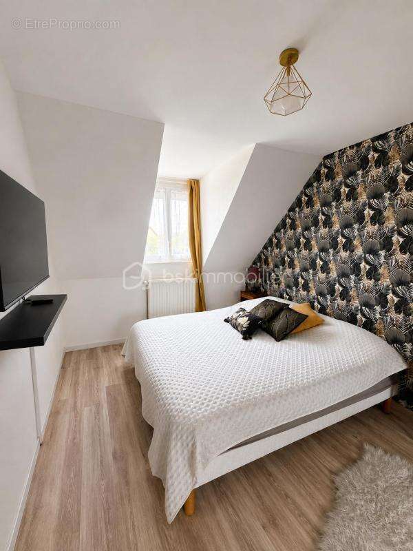Maison 153 m² Bazincourt-sur-Epte - Grand salon lumineux et 5 chambres - photo 12