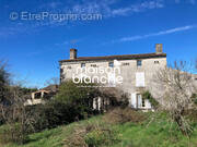 Maison à LA CRECHE