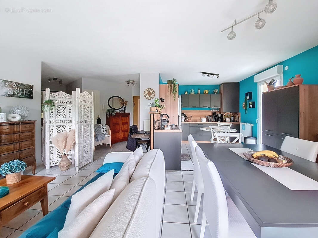 Appartement à RIVES