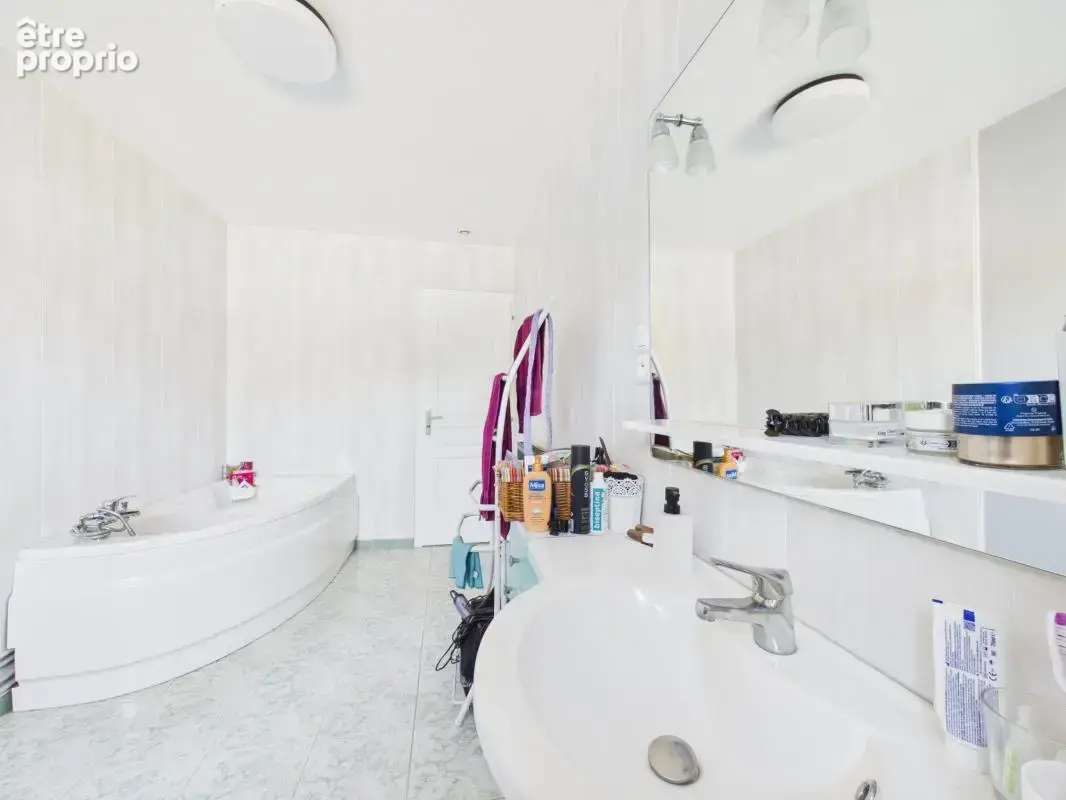 Maison 138 m² à Chateau-L'abbaye  - photo 17