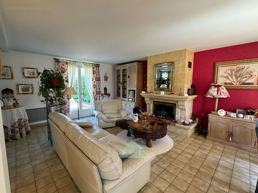 Maison à THOIRY