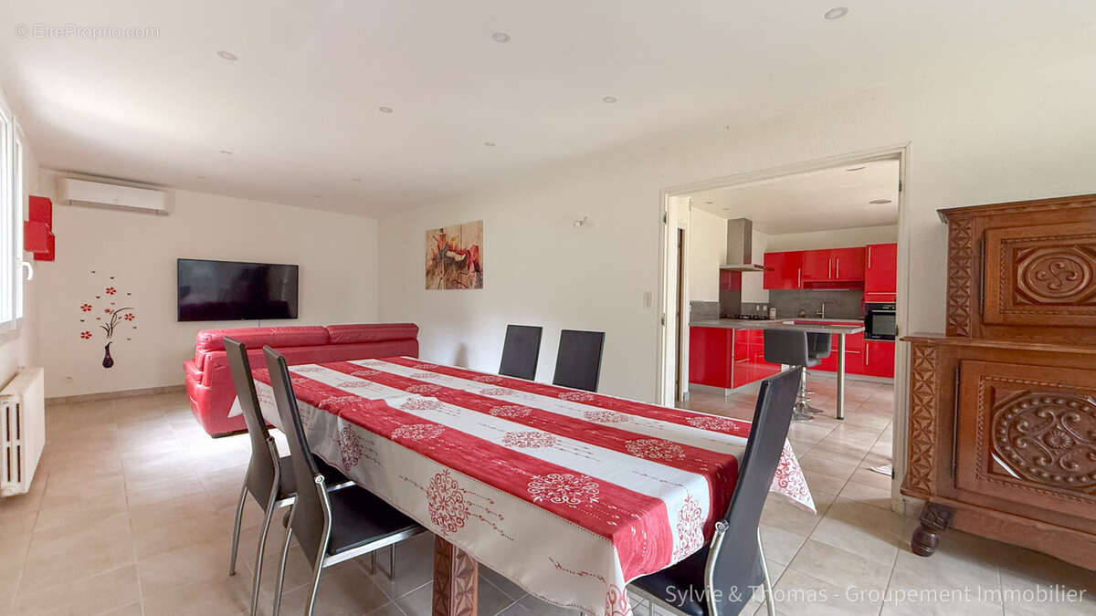 Maison à PIOLENC