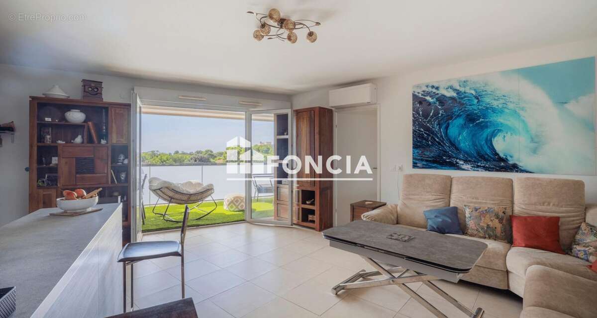 Appartement à MARSEILLE-8E