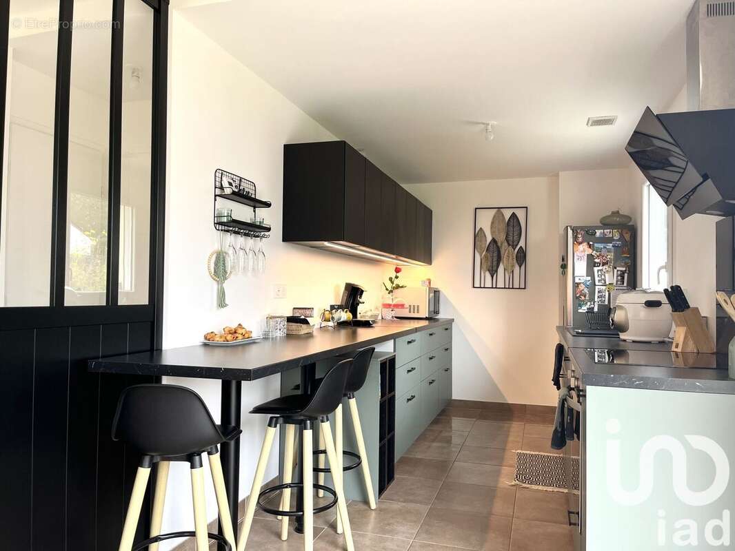 Photo 2 - Maison à CORDEMAIS