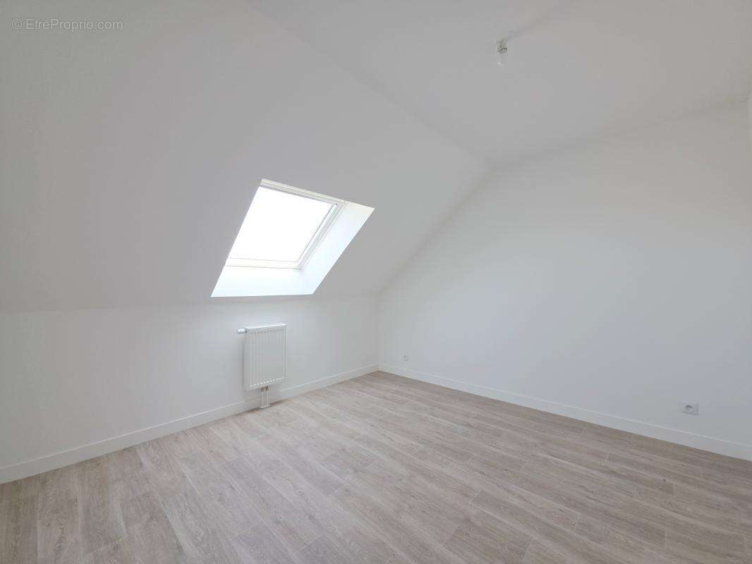 Maison 170 m² à Genech  - photo 9