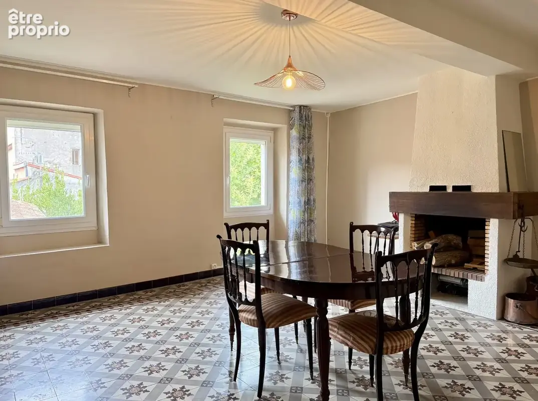 Appartement 6 pièces 107 m² à vendre à Le Vigan (30120) - photo 2