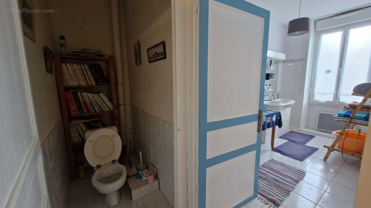 Maison à MORTAGNE-SUR-GIRONDE