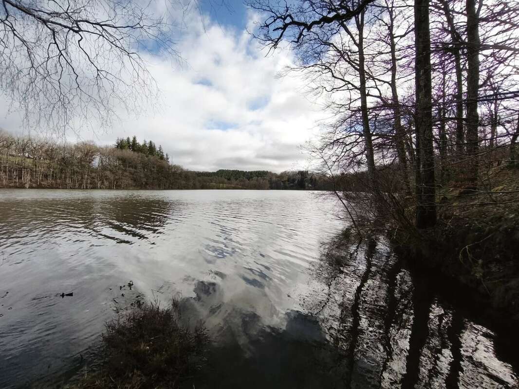 Terrain à PONT-DE-SALARS