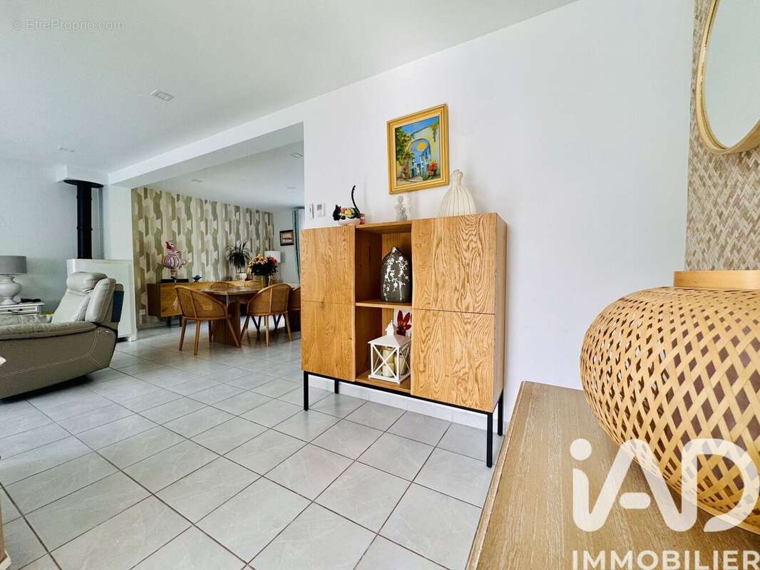 Maison 140 m² à Maulette  - photo 9