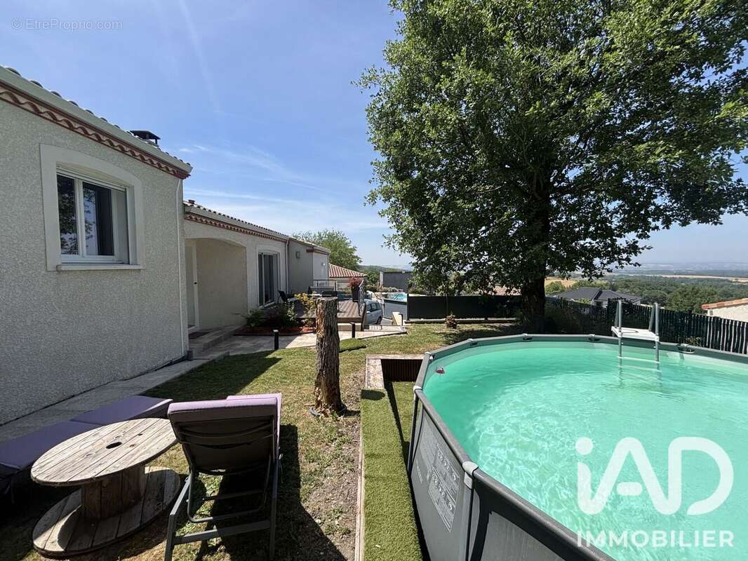 Maison 146 m² à Lisle-Sur-Tarn  - photo 8