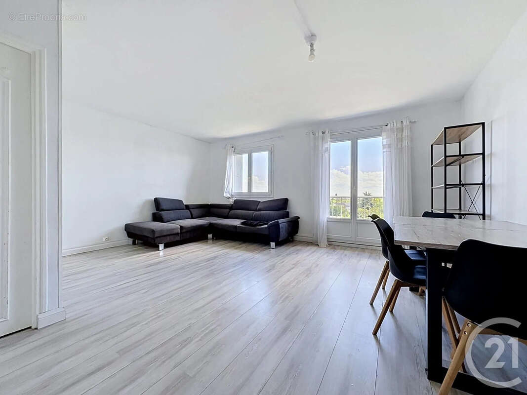 Appartement à LA CHAPELLE-SAINT-LUC