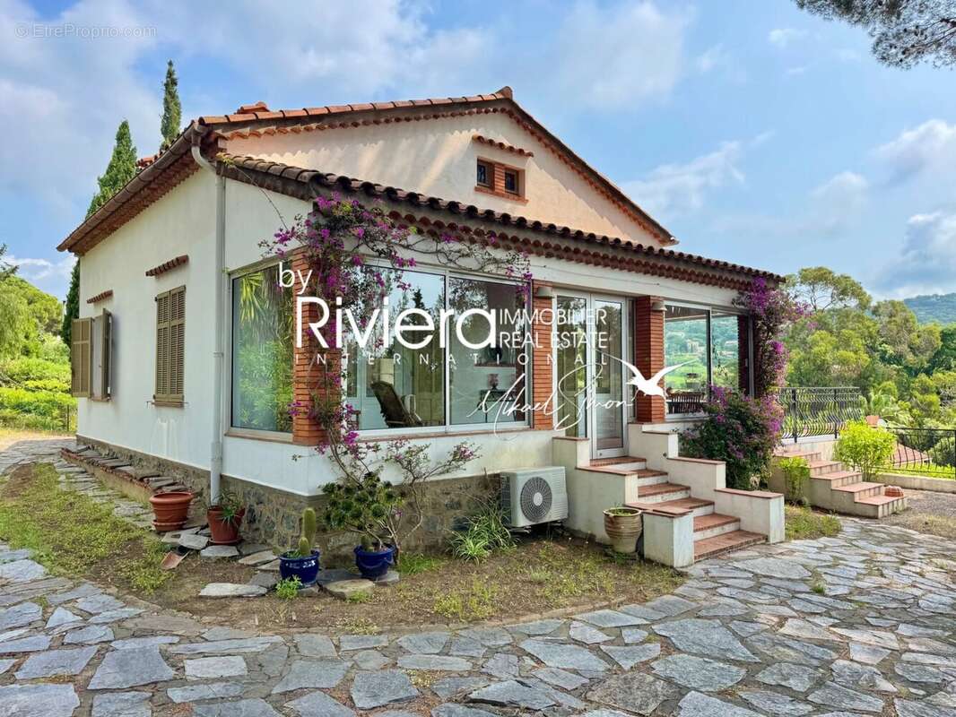 Maison à LA CROIX-VALMER