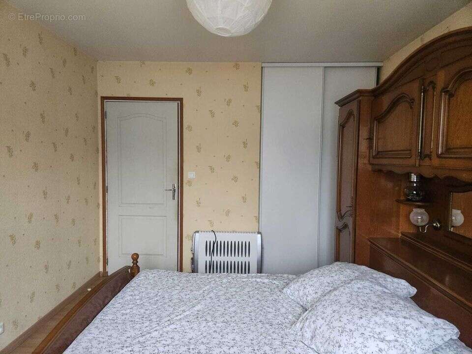 Maison avec chauffage au sol - Maison à BELLIGNE