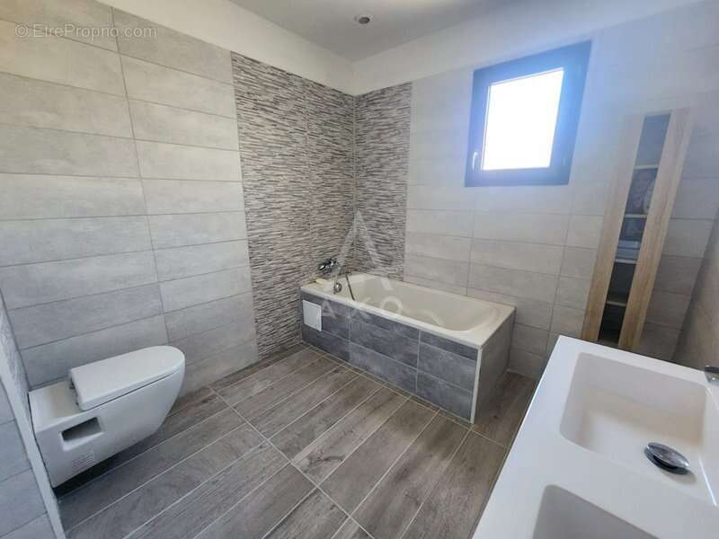 Maison à MONTASTRUC-LA-CONSEILLERE