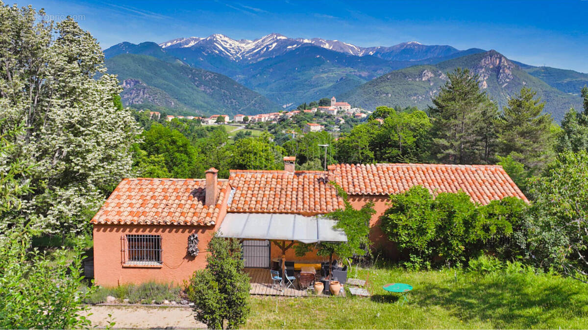 Maison à SERRALONGUE