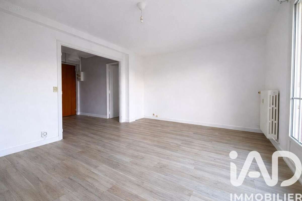 Photo 2 - Appartement à CHATEAUROUX